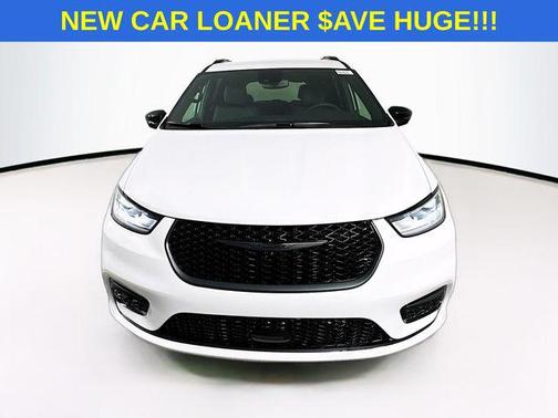 2025 Chrysler Pacifica L