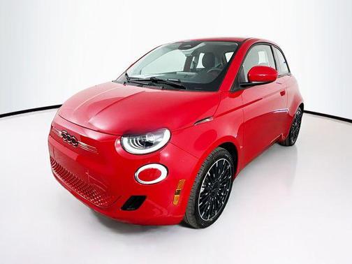 2024 FIAT 500e INSPI(RED) FWD