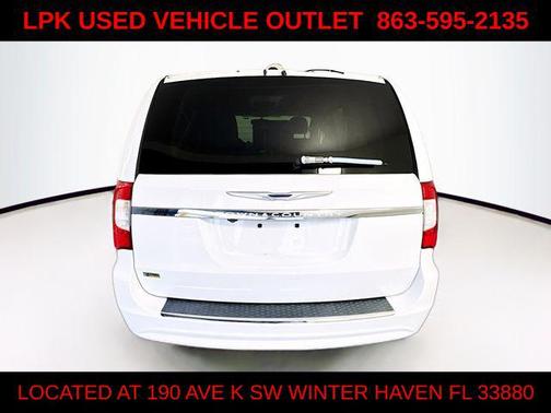 2014 Chrysler Town & Country Touring
