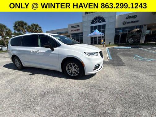 Bright White Clearcoat 2024 Chrysler Pacifica Touring L