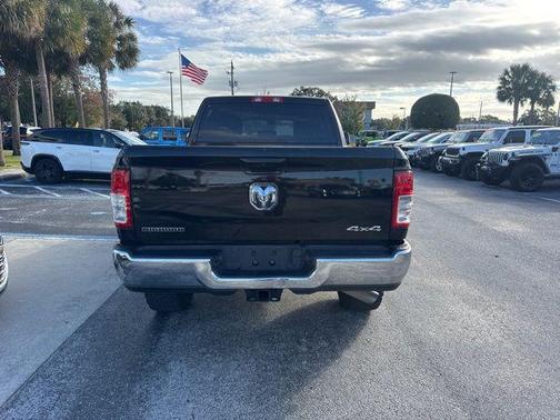 2020 RAM 2500 Big Horn Crew Cab 4X4 6'4' Box