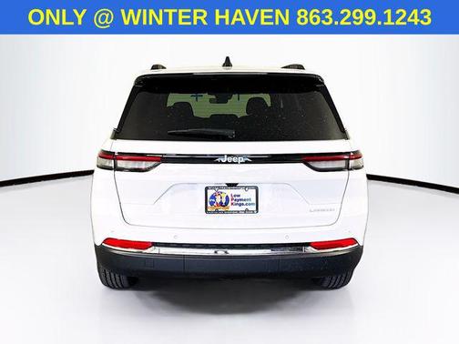 2025 Jeep Grand Cherokee Laredo