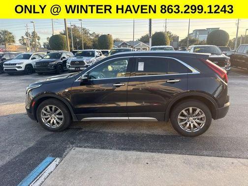 2023 Cadillac XT4 Premium Luxury