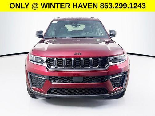 Velvet Red Pearlcoat 2026 Jeep Grand Cherokee Altitude