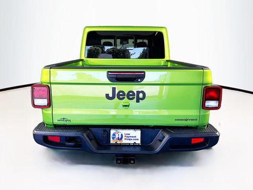 2025 Jeep Gladiator High Tide