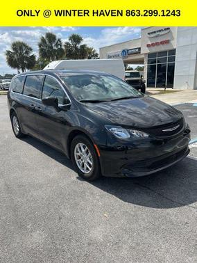 2023 Chrysler Voyager LX