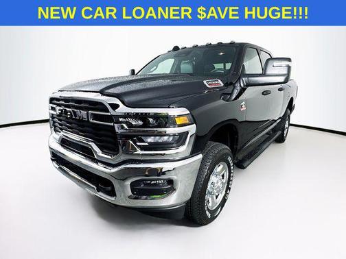 2025 RAM 2500 Tradesman Crew Cab 4x4 6'4' Box