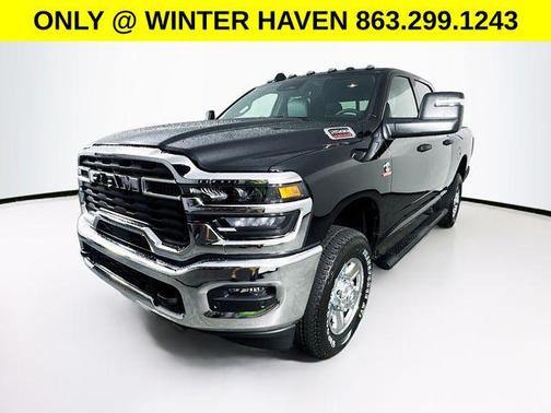 Diamond Black Crystal Pearlcoat 2025 RAM 2500 Tradesman Crew Cab 4x4 6'4' Box