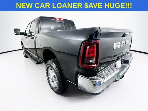 2025 RAM 2500 Tradesman Crew Cab 4x4 6'4' Box