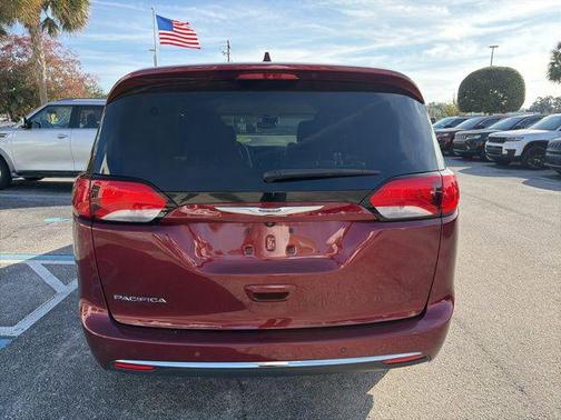 2019 Chrysler Pacifica Touring-L Plus