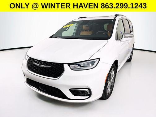 2024 Chrysler Pacifica L