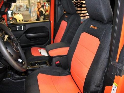 Photo 2 of 40 of 2018 Jeep Wrangler Sport