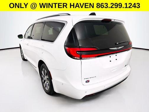 2024 Chrysler Pacifica L