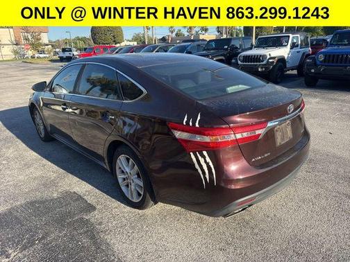 Burgundy 2014 Toyota Avalon XLE