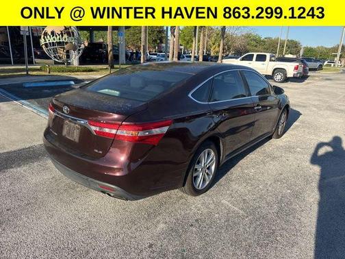 Burgundy 2014 Toyota Avalon XLE