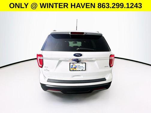 Oxford White 2019 Ford Explorer XLT