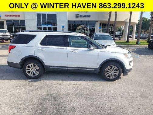 Oxford White 2019 Ford Explorer XLT