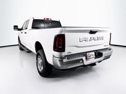 2026 RAM 2500 Tradesman Crew Cab 4x4 8' Box