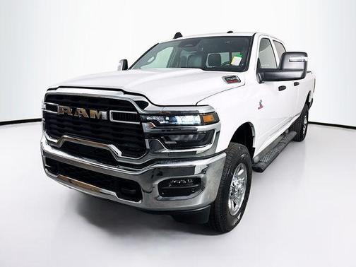 2026 RAM 2500 Tradesman Crew Cab 4x4 8' Box