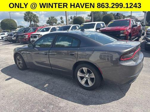 2015 Dodge Charger SXT