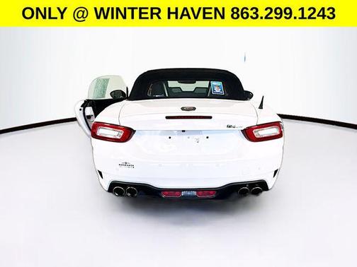 Bianco Gelato White 2017 FIAT 124 Spider Base