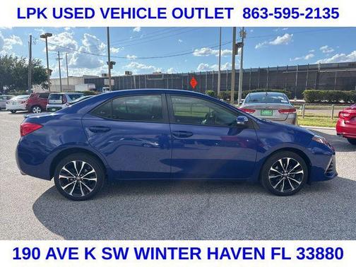 Blue Crush Metallic 2017 Toyota Corolla SE