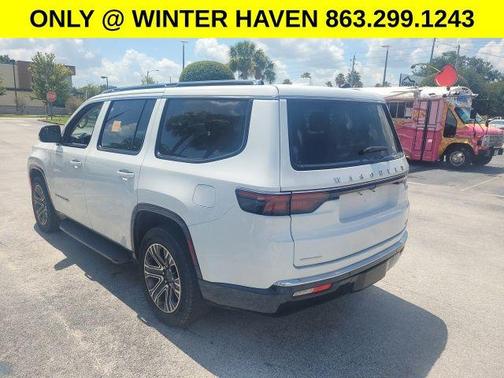 Bright White Clearcoat 2023 Jeep Wagoneer Series II 4x4