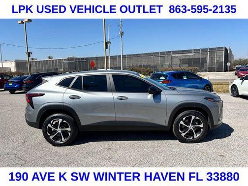 2025 Chevrolet Trax FWD 1RS