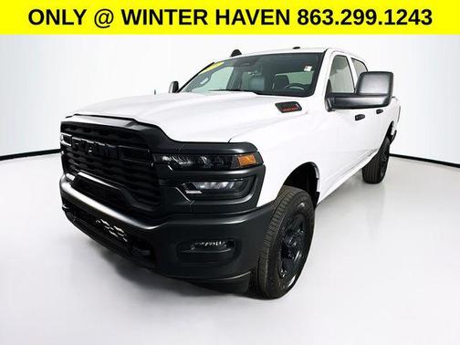 2025 RAM 3500 Tradesman Crew Cab 4x4 6'4' Box