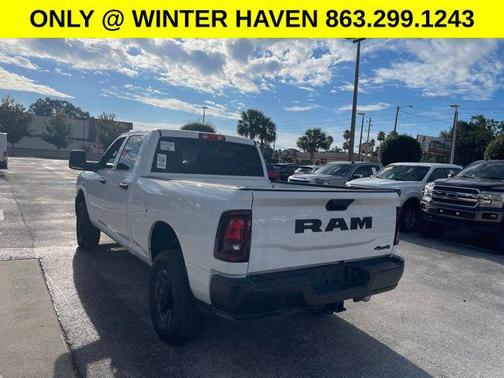 2025 RAM 3500 Tradesman Crew Cab 4x4 6'4' Box