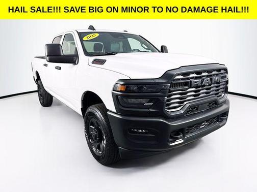 2025 RAM 3500 Tradesman Crew Cab 4x4 6'4' Box