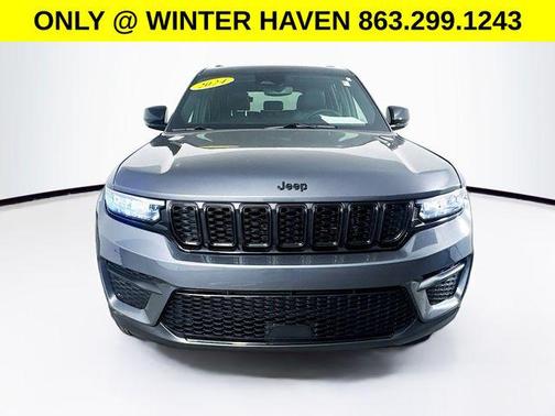 Baltic Gray Metallic Clearcoat 2024 Jeep Grand Cherokee Altitude