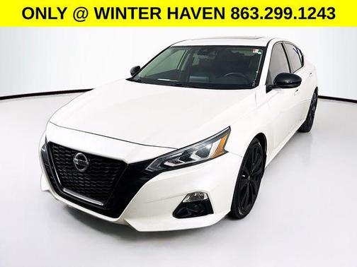 2022 Nissan Altima SR FWD