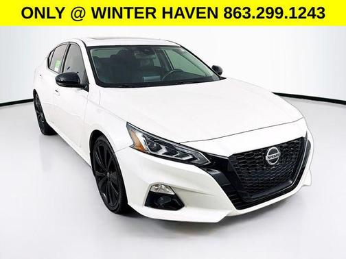 2022 Nissan Altima SR FWD