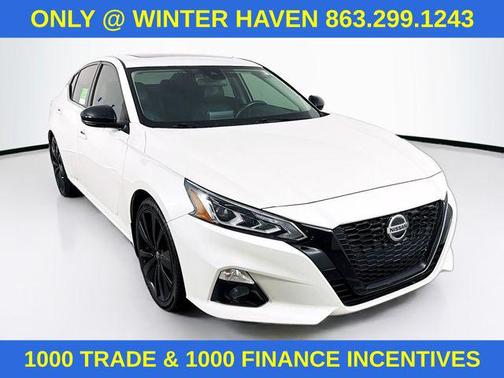 2022 Nissan Altima SR FWD