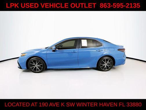 2024 Toyota Camry SE