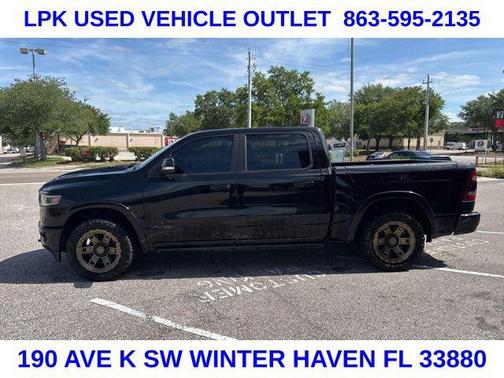 Diamond Black Crystal Pearlcoat 2020 RAM 1500 Limited