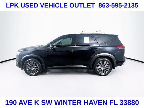 Super Black 2024 Nissan Pathfinder SL FWD
