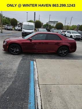 2022 Chrysler 300 Touring