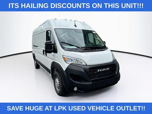 2025 RAM ProMaster 2500 Tradesman