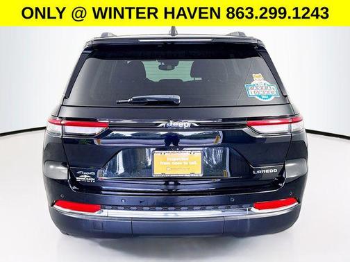 2023 Jeep Grand Cherokee Laredo