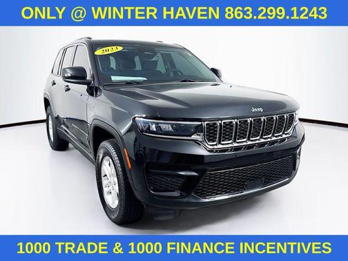 2023 Jeep Grand Cherokee Laredo