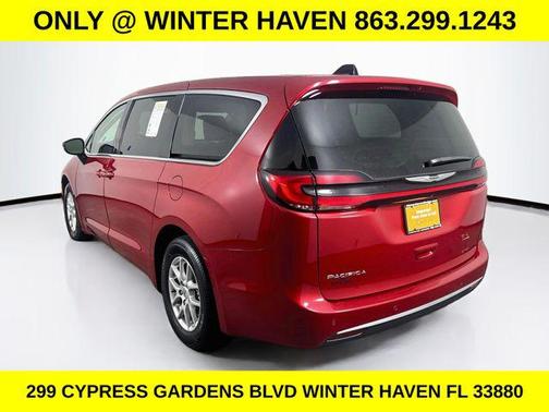 Red Hot Pearlcoat 2024 Chrysler Pacifica Touring L