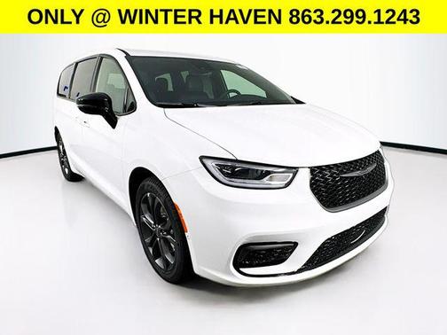 2026 Chrysler Pacifica L