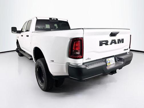 2026 RAM 3500 Tradesman Crew Cab 4x4 8' Box