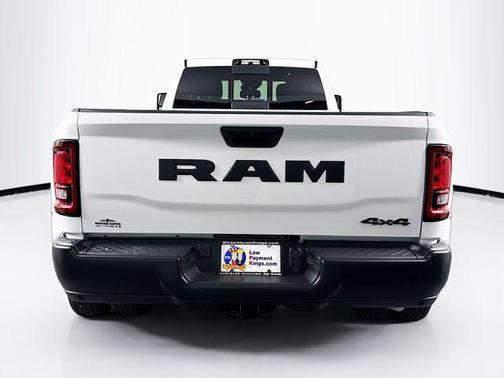 2026 RAM 3500 Tradesman Crew Cab 4x4 8' Box