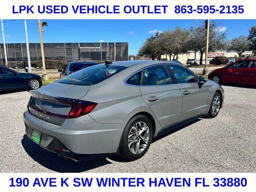 2022 Hyundai SONATA SEL