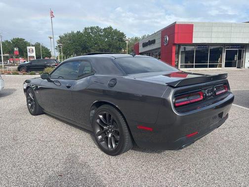 Granite Pearlcoat 2023 Dodge Challenger R/T Scat Pack