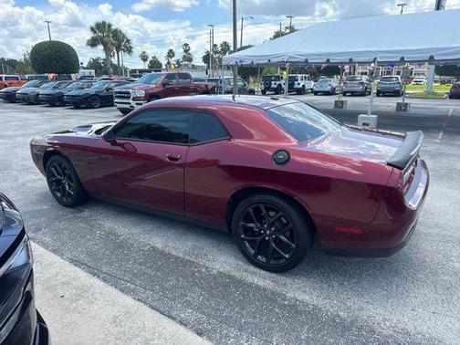 Octane Red Pearlcoat 2022 Dodge Challenger SXT