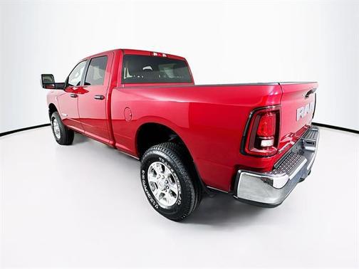 2025 RAM 2500 Big Horn Crew Cab 4x4 6'4' Box